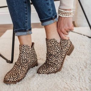 Blowfish Venom Bootie Sand Pixie Leopard Tan‎ & Black
